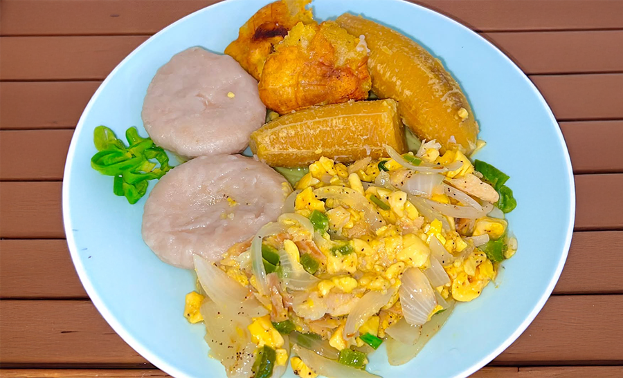 PATE CHAUD CARIBBEAN CAFE